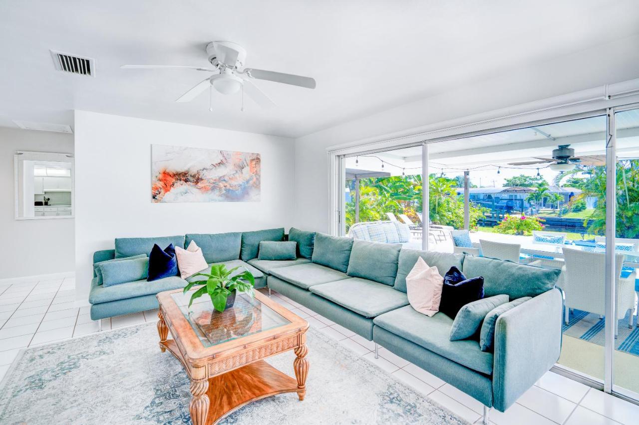 Cozy 60'S Home, City & Canal Located Cabo Coral Exterior foto